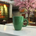 cốc cà phê quai c men xanh lá