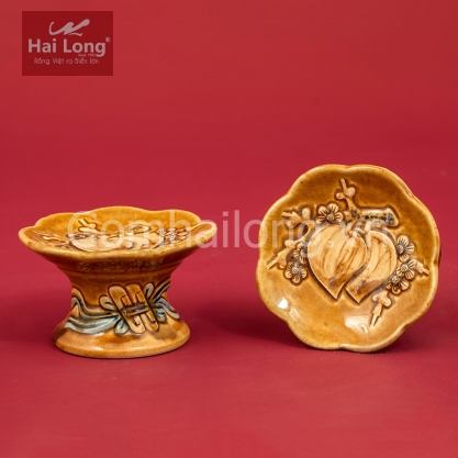 Chan nen bang su men Hoang Luu Ly