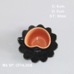 Cốc sứ cafe hình trái tim độc đáo (Đen)